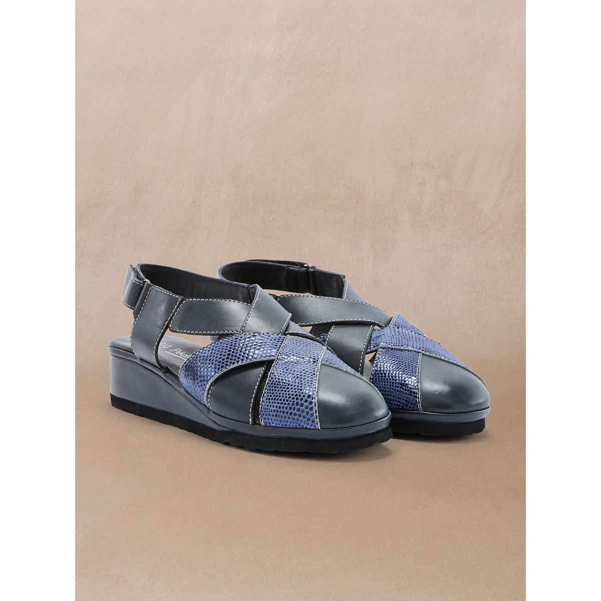 Sandales confortables bout fermé marine, PEDICONFORT