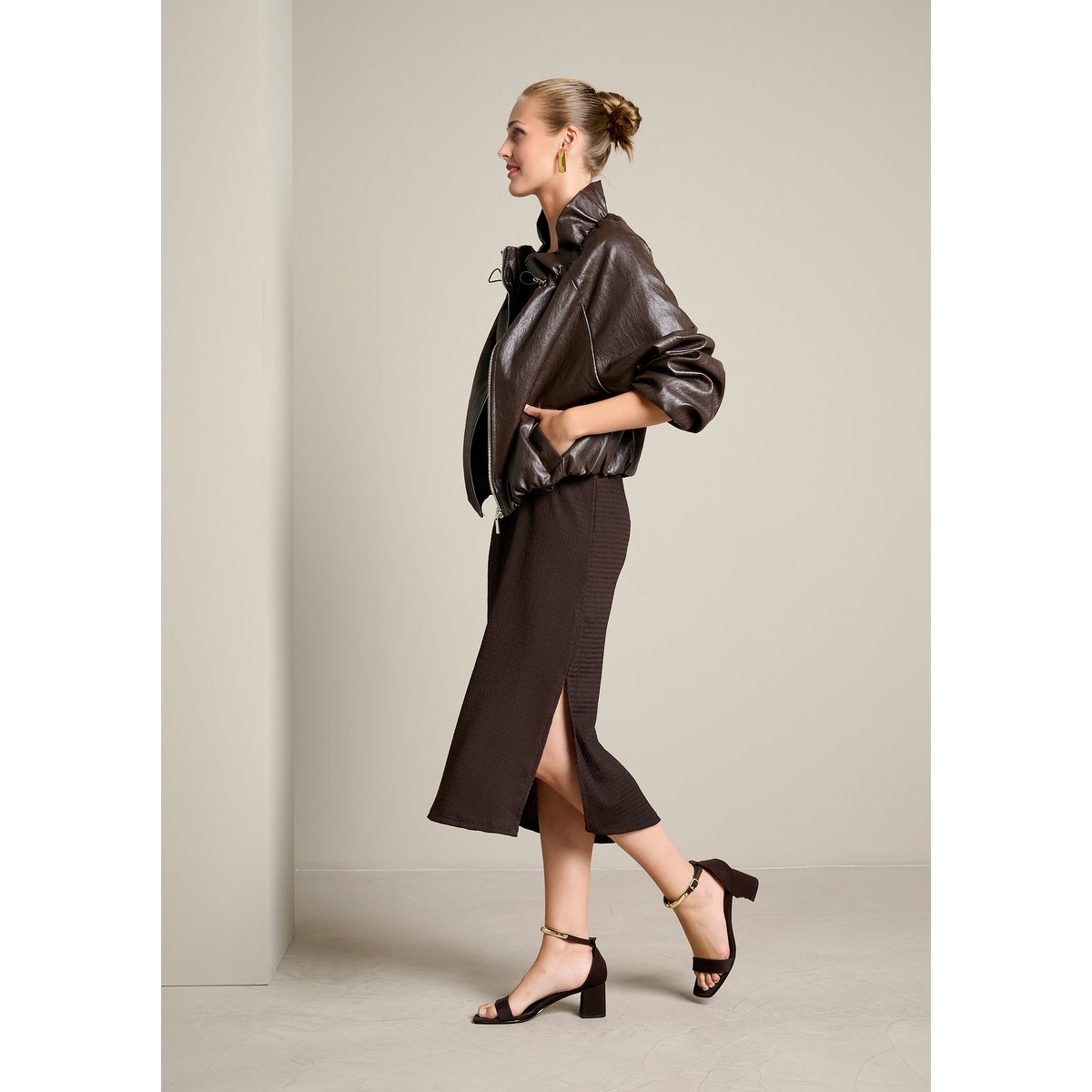 Bomber effet cuir col froncé brun fonce chocolate, LOLALIZA