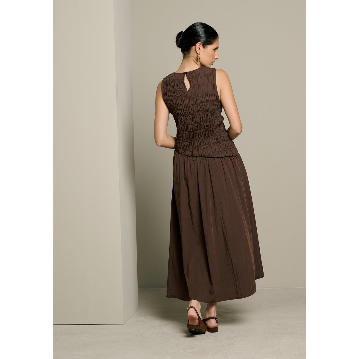 Robe midi smockée brun fonce chocolate, LOLALIZA