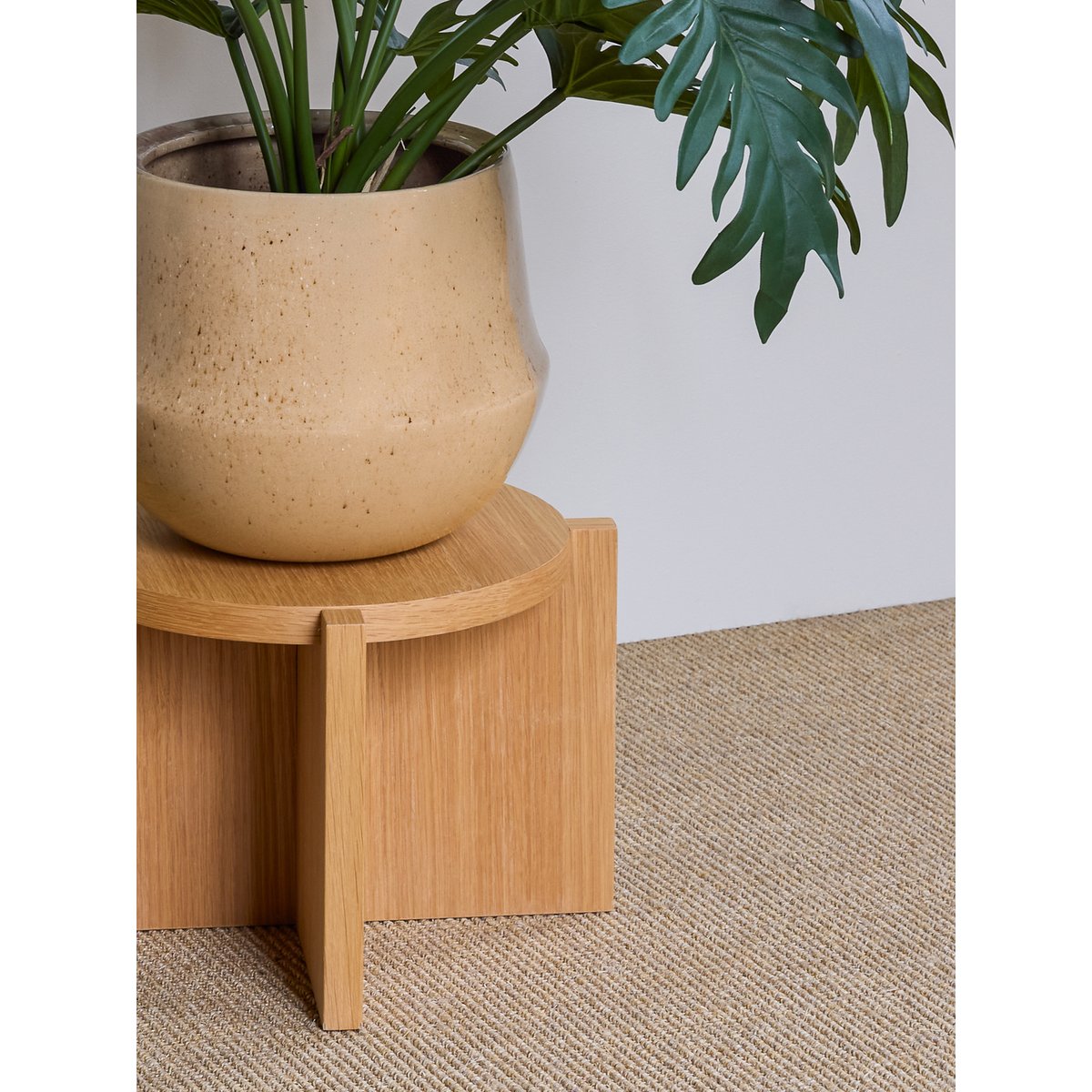 Porte-plante en placage de chêne et bois de chêne NOMAD naturel, HUBSCH