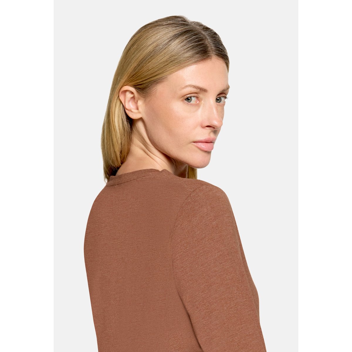 Haut casual à encolure ronde dark brown melange, BETTY & CO