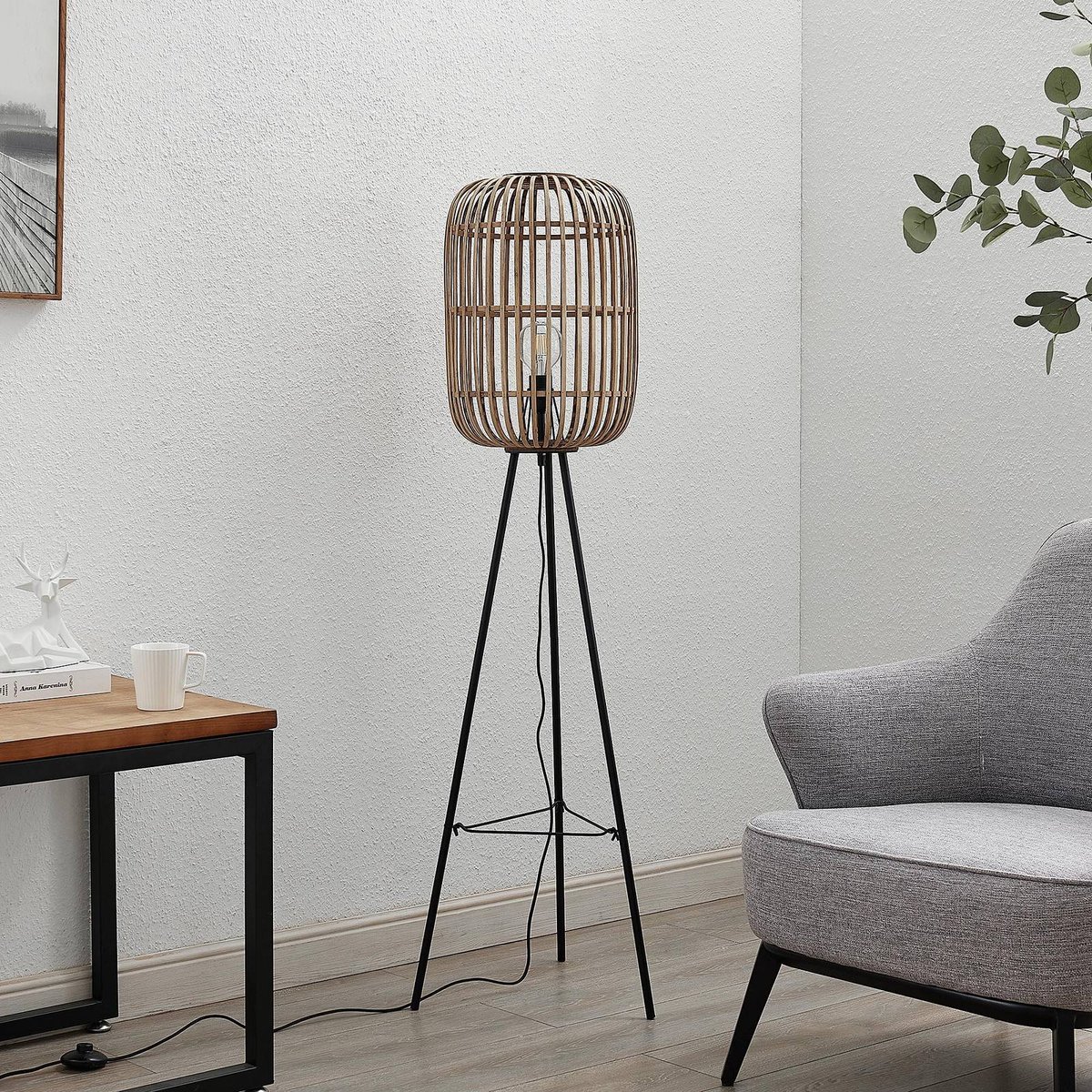 Lampadaire en bois traditionnel, Canyana naturel, noir, LINDBY