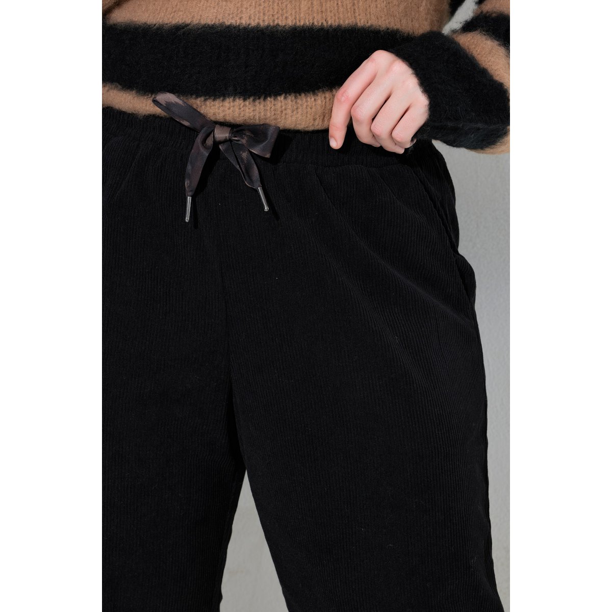 Pantalon Rose en jersey de velours côtelé noir, ULLA POPKEN