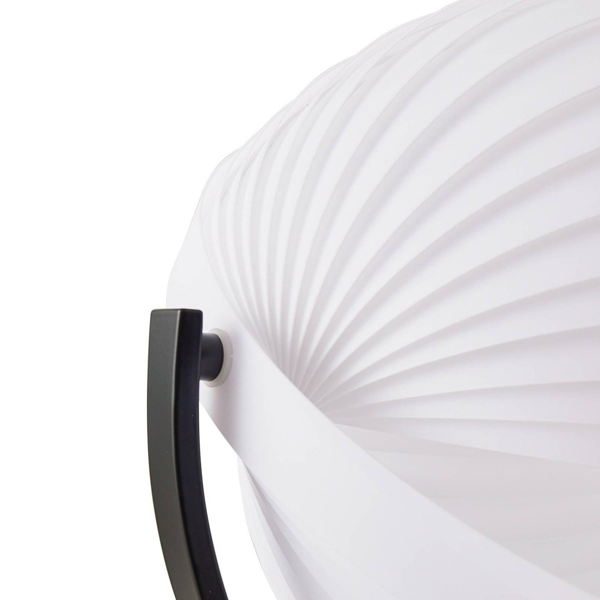 Lampadaire  scandinave, Helva blanc, noir, LUCANDE