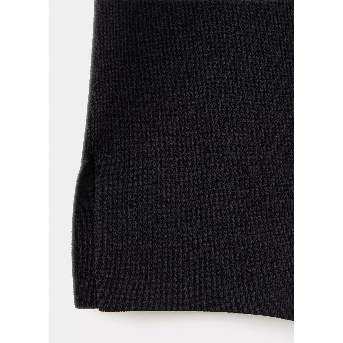 Pantalon capri slim noir, MANGO