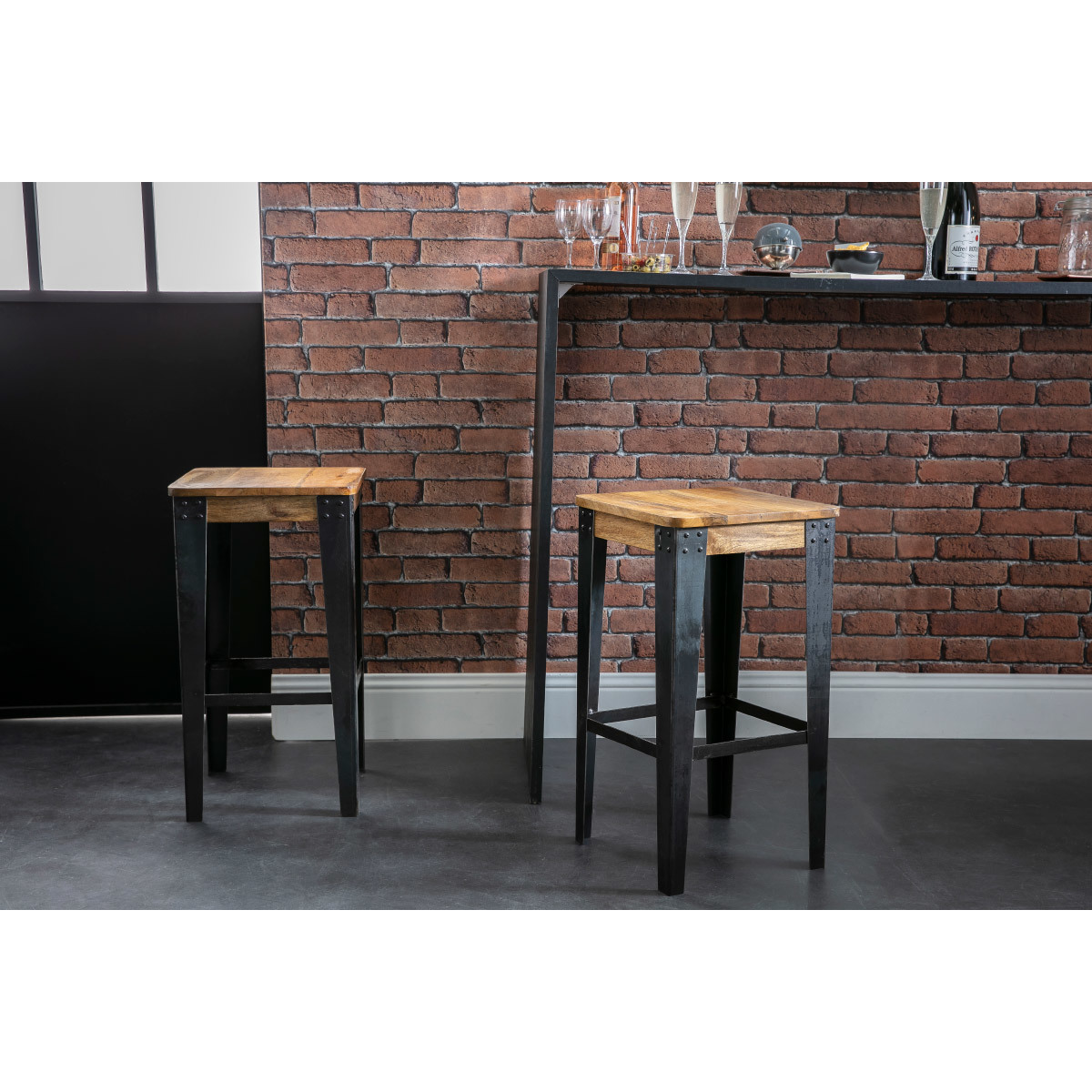 Tabouret de bar industriel métal et bois manguier massif H65 cm MADISON marron, MILIBOO
