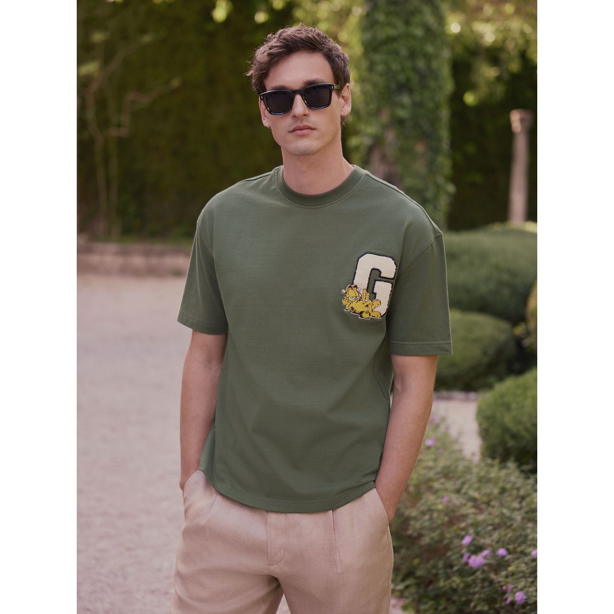 T-shirt standard style universitaire garfield vert, NEXT