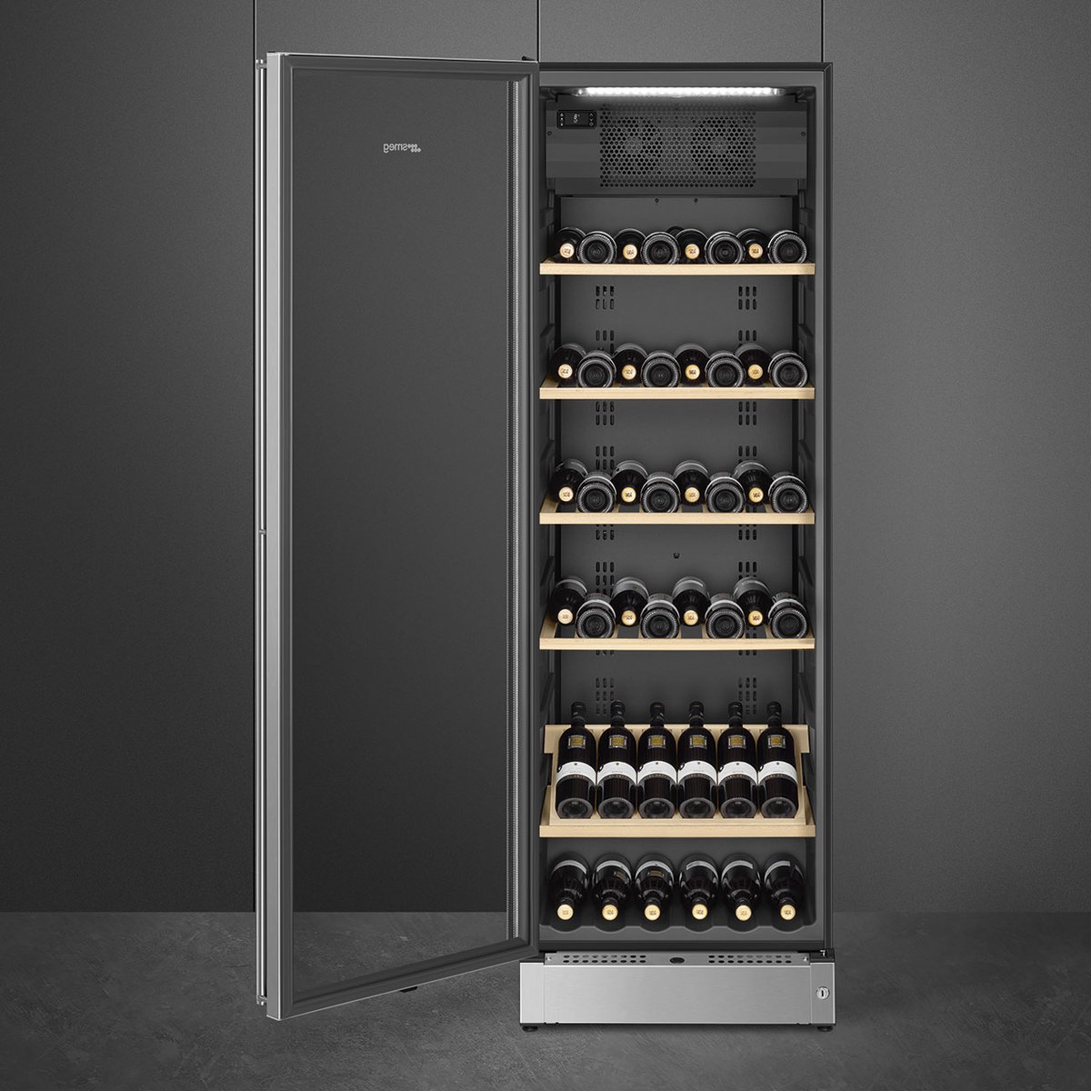 Cave à vin 197 bouteilles poignée à droite inox anti-trace, SMEG