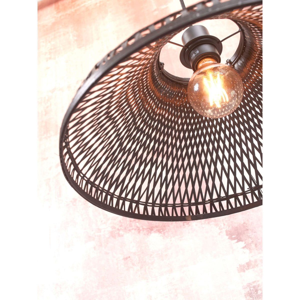 Lampe Suspendue Bambou TAHITI noir, GOOD & MOJO