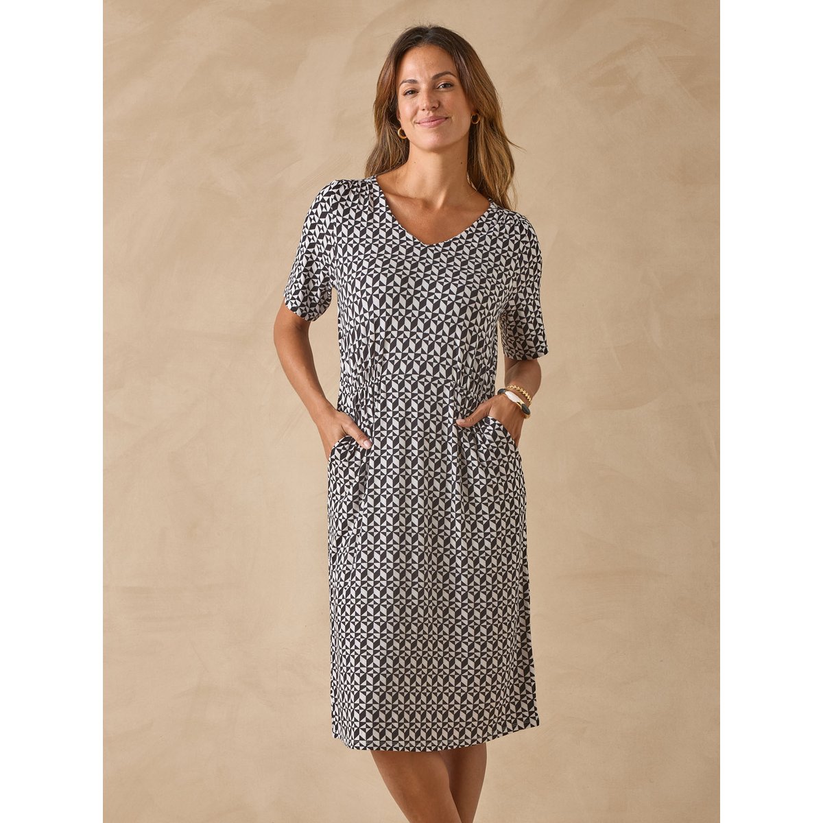 Robe manches courtes en maille imprimé noir, DAXON