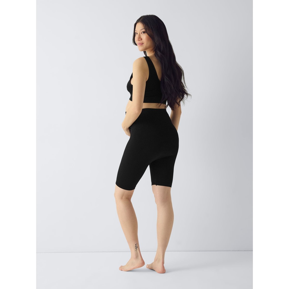 Short Sans Coutures noire - black, ONLY