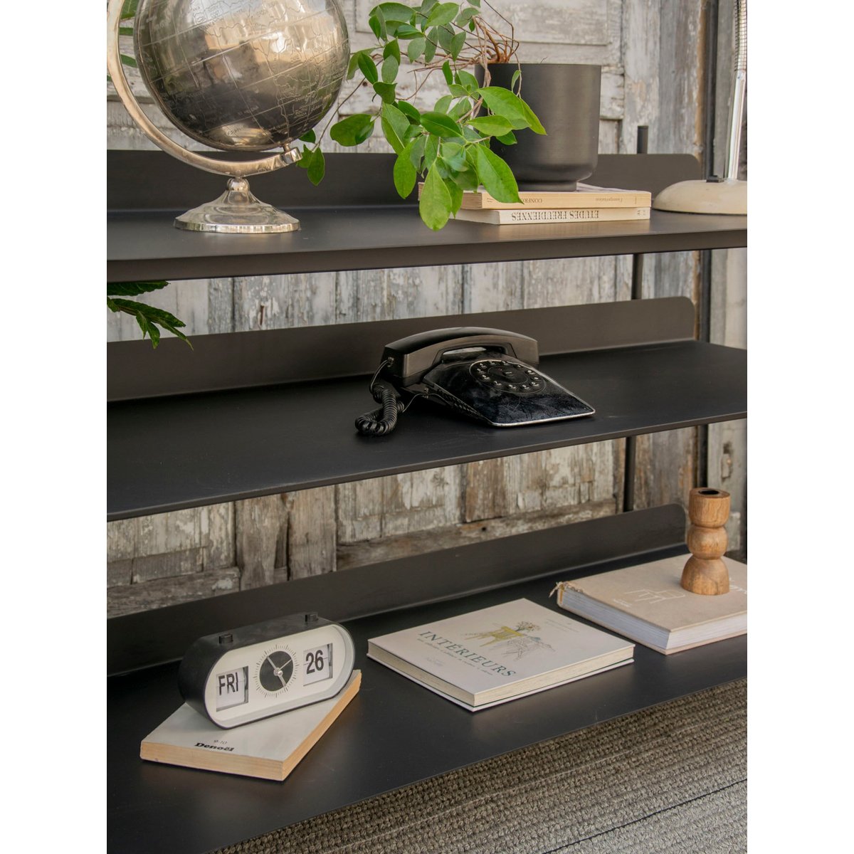 Bibliothèque Muuto noire Madeleine N°733 - Bon état noir, DEBONGOUT