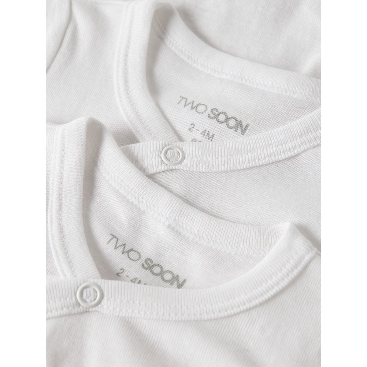 Body bright white, TWO SOON