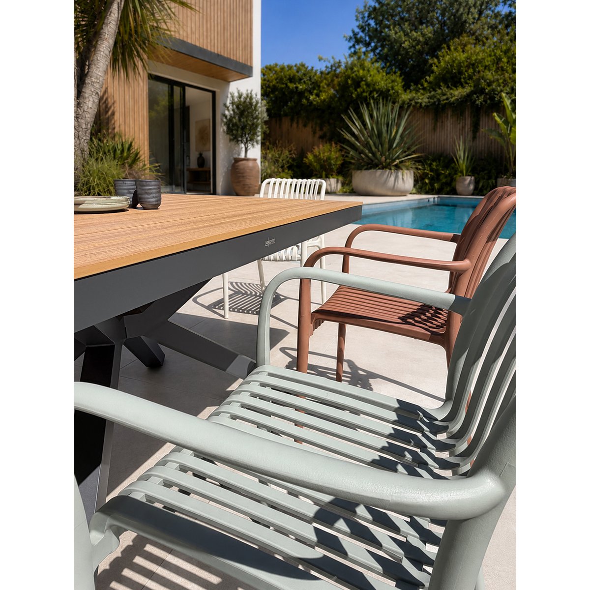 Ensemble repas de jardin 6 places en alu LAMU gris anthracite, DCB GARDEN