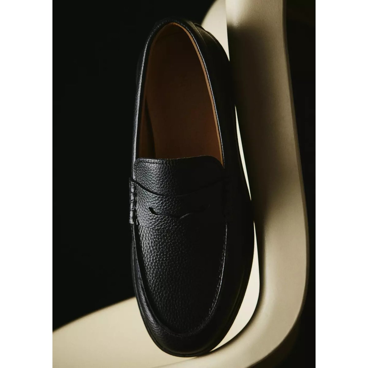 Mocassins cuir détail en forme de masque noir, MANGO MAN