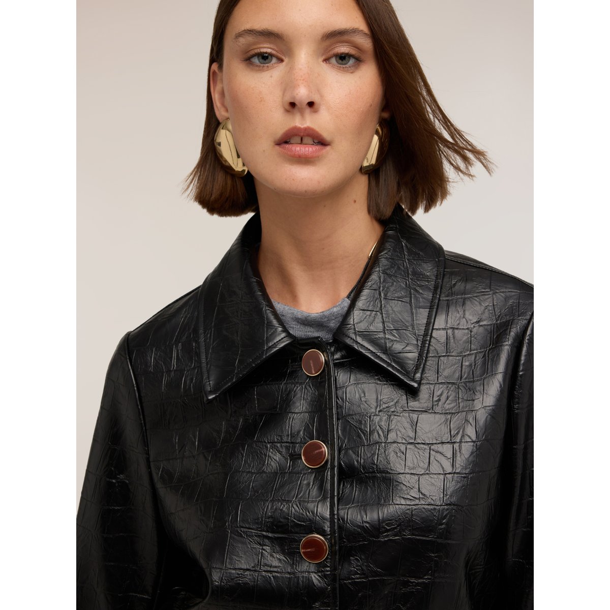 Veste courte effet crocodile avec boutons noir, MOTIVI