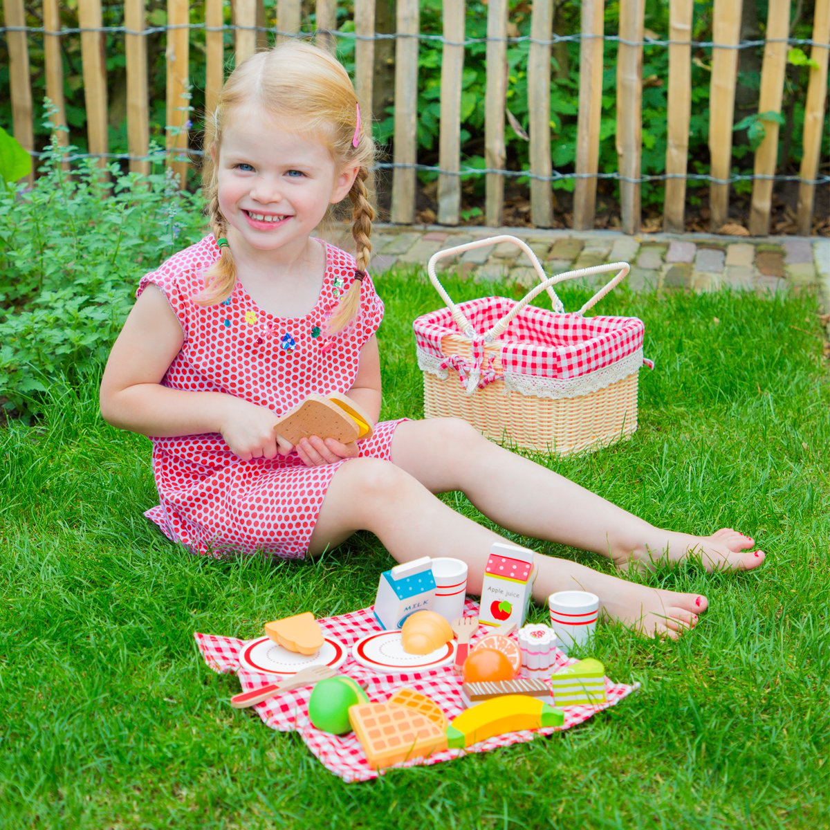 Panier de pique-nique beige, NEW CLASSIC TOYS
