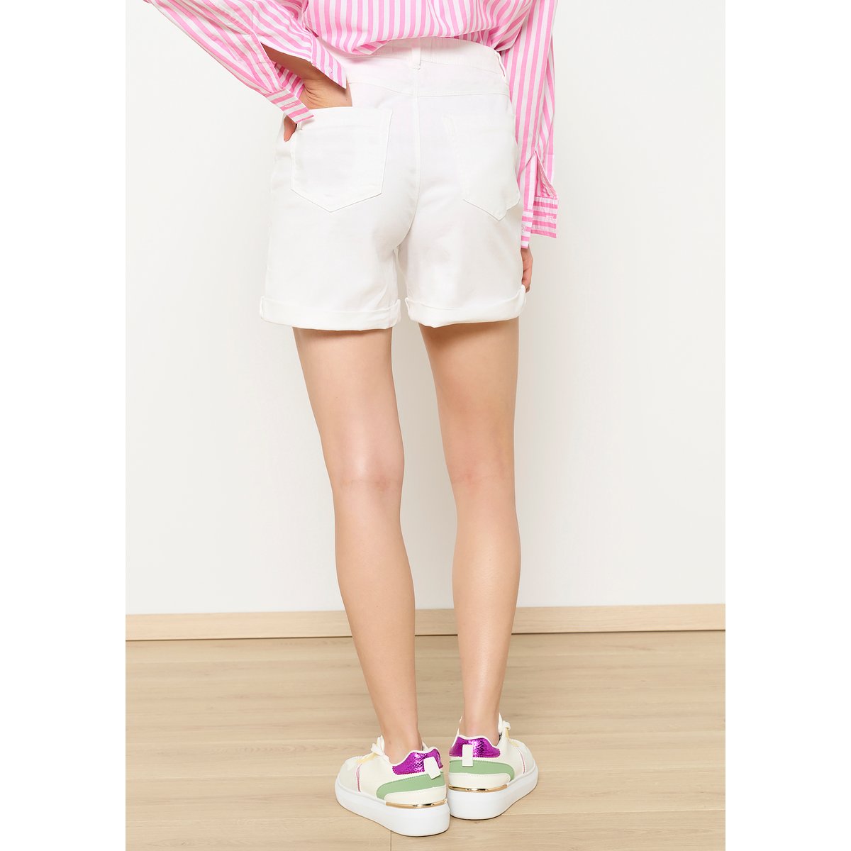 Short taille normale en coton blanc, LOLALIZA