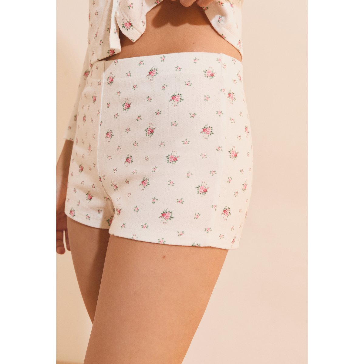 Short de pyjama à motif fleuri BAYALINE ecru, ETAM