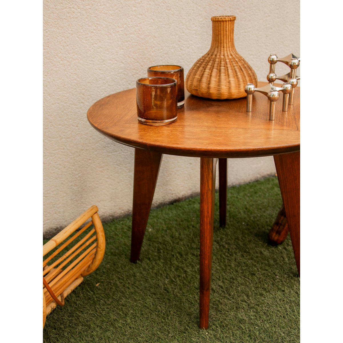 Table basse aux pieds fuselés Donna N°1050 - Bon état bois foncé, DEBONGOUT