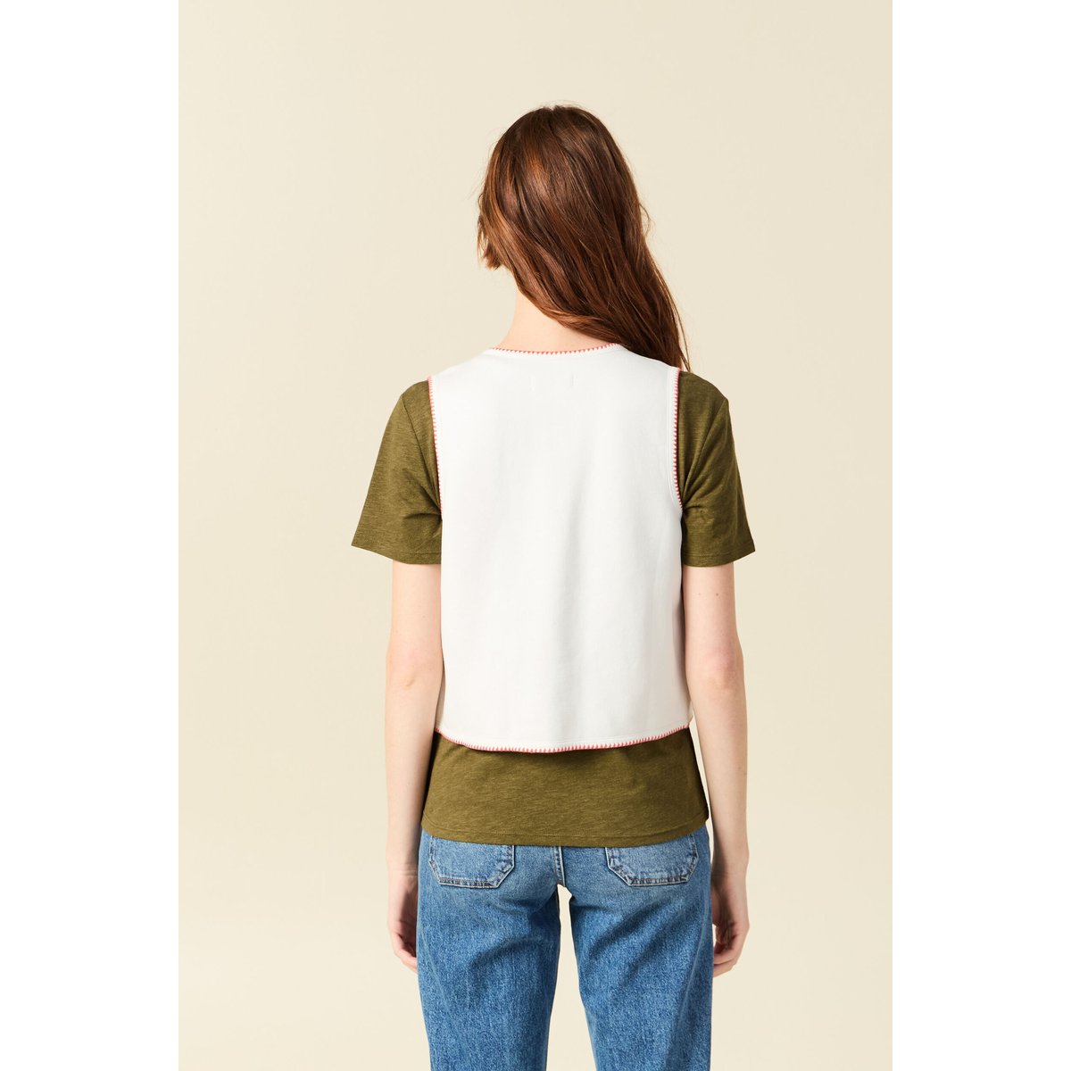 Cardigan droit court brodé sans manches ecru, BONOBO