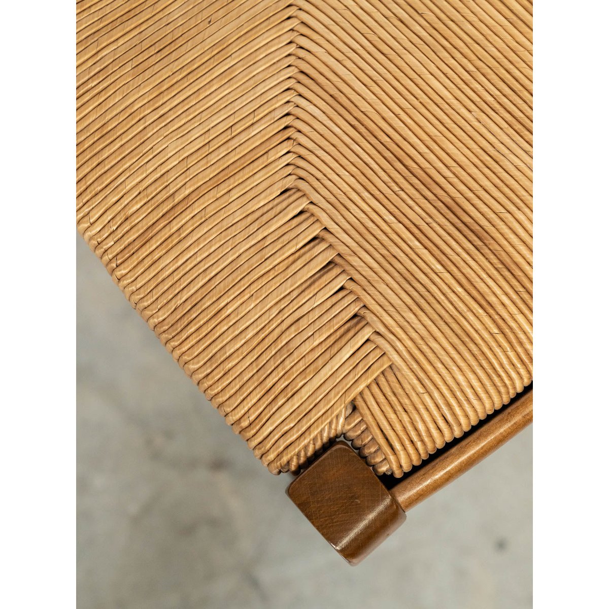 Paire de chaises en bois et paille Claude N°1723 - Bon état bois clair, DEBONGOUT