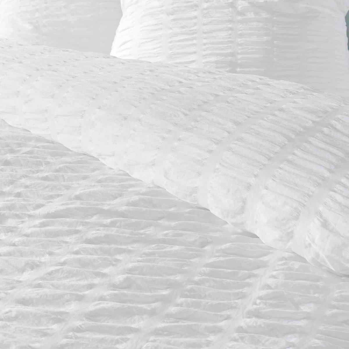 Parure de lit Plissia blanc, DOUCEUR D'INTÉRIEUR