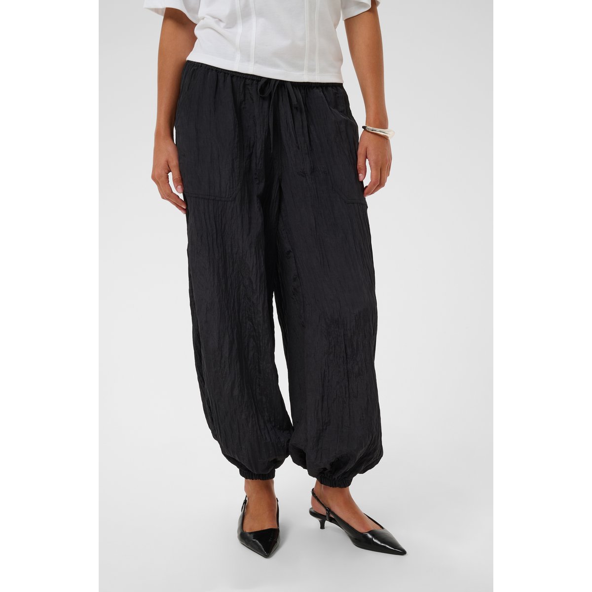 Pantalon casual noir, KAFFE