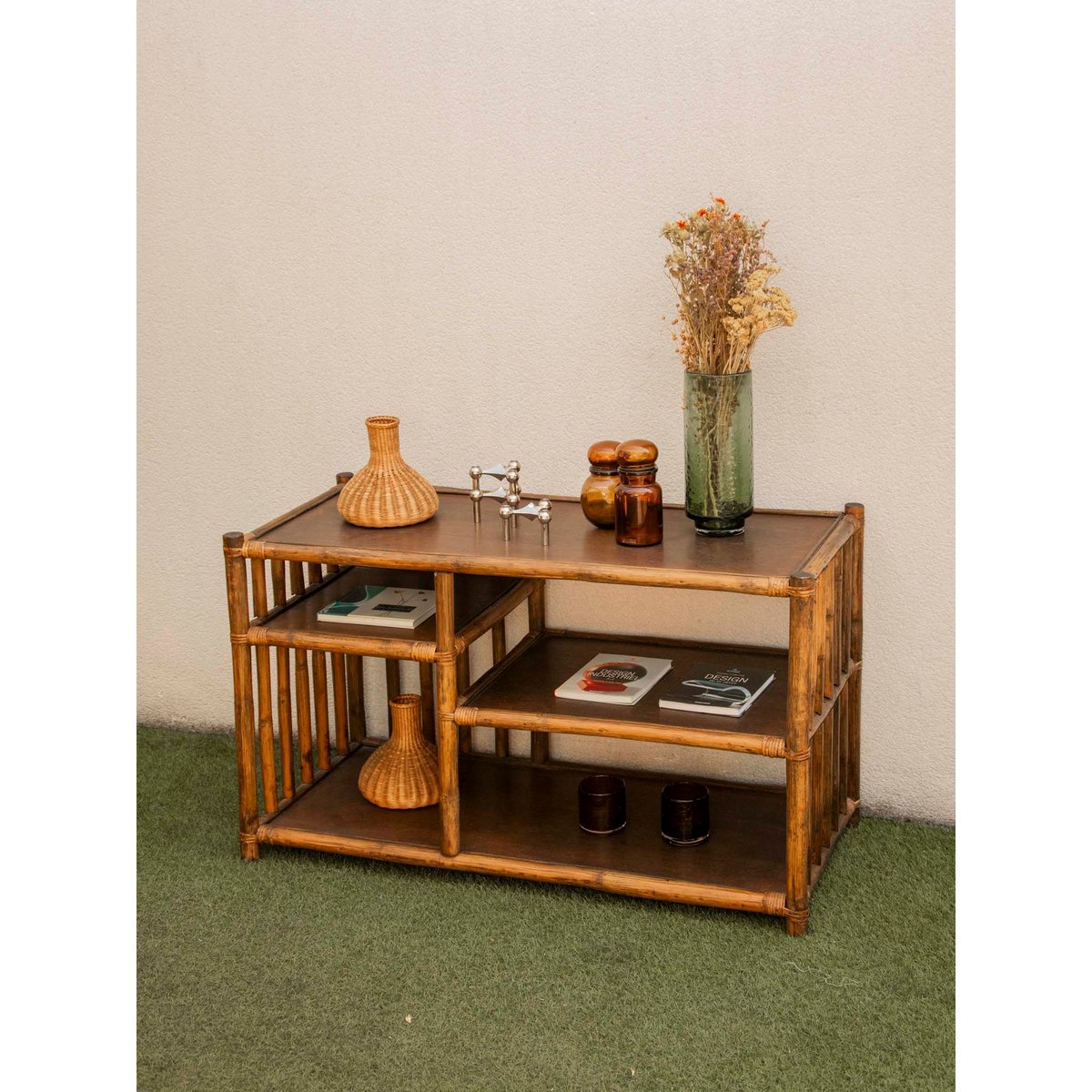 Buffet en rotin et bambou fonctionnel et chaleureux Gilbert N°1612 - Bon état bois foncé, DEBONGOUT