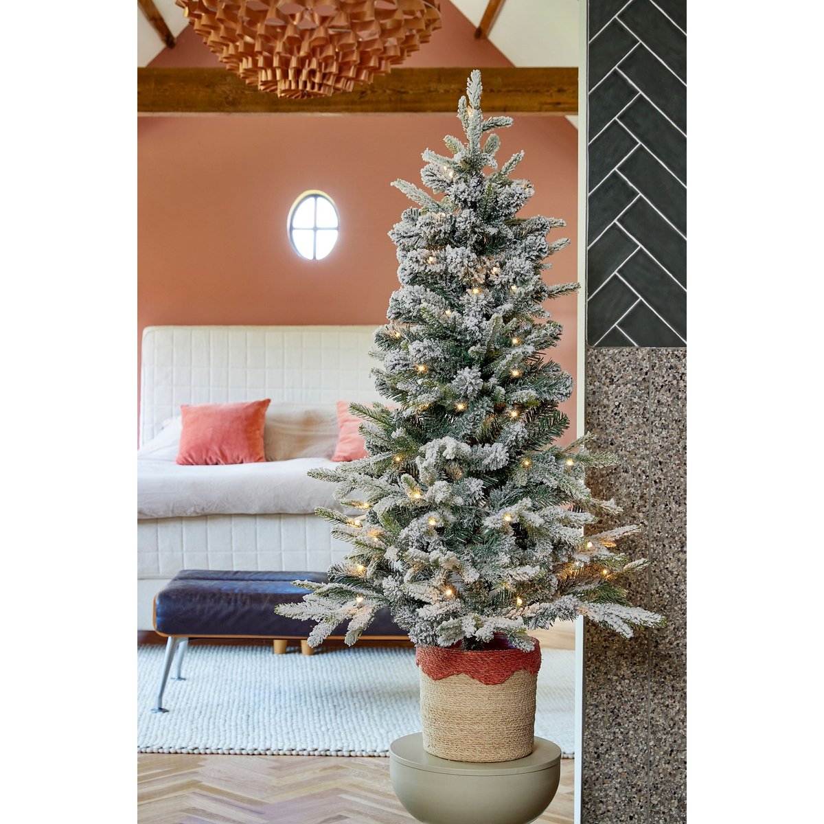 Sapin de Noël artificiel enneigé H90 cm GRIMSHAW blanc chaud, BLACK BOX TREES