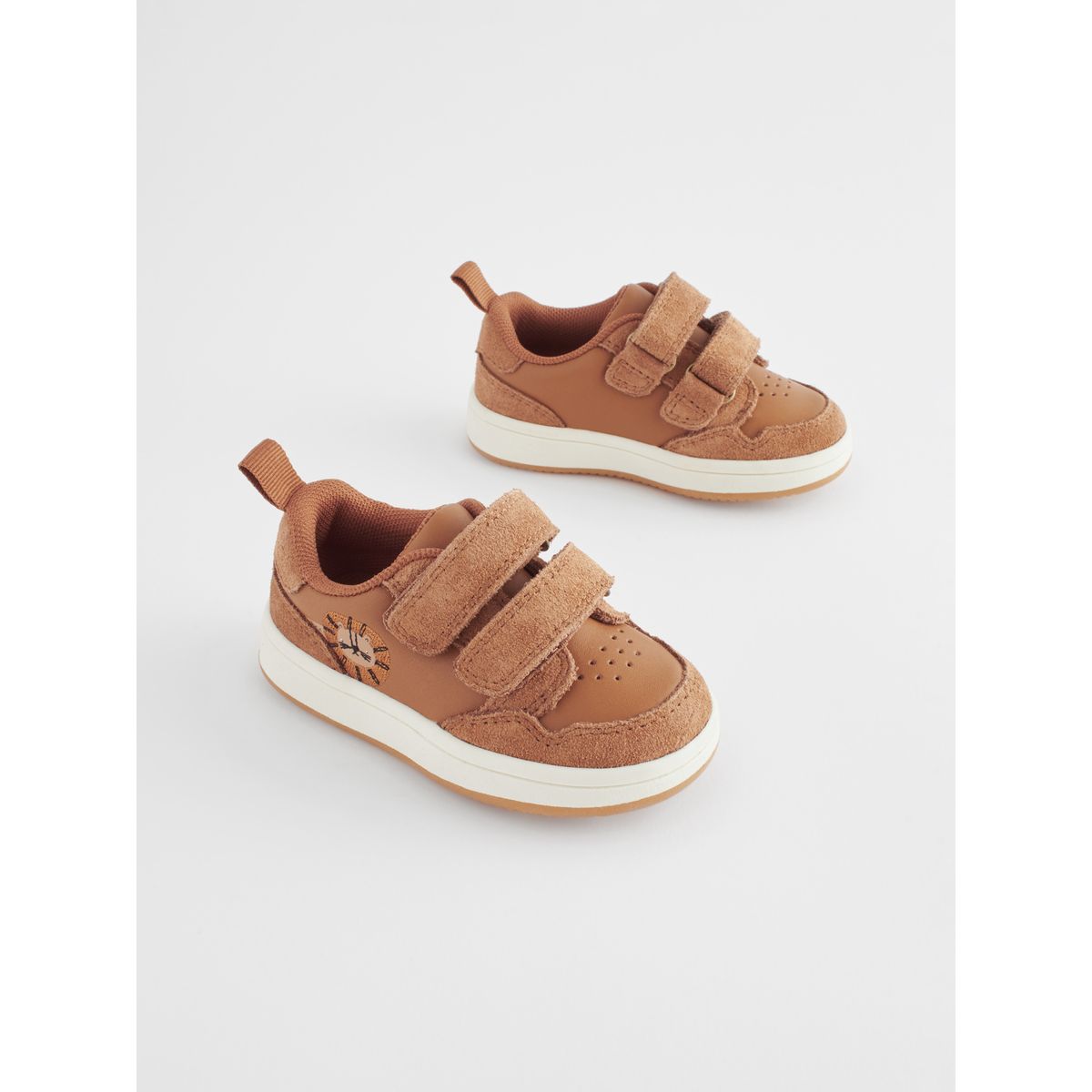 Chaussures premiers pas en cuir à scratch marron fauve, NEXT