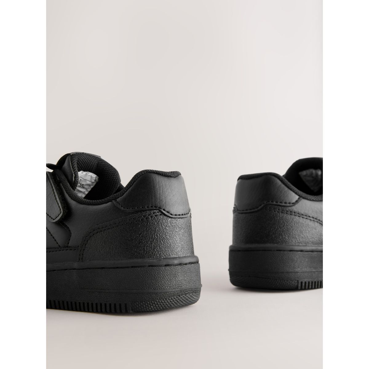 Chaussures en cuir à scratch noir, NEXT