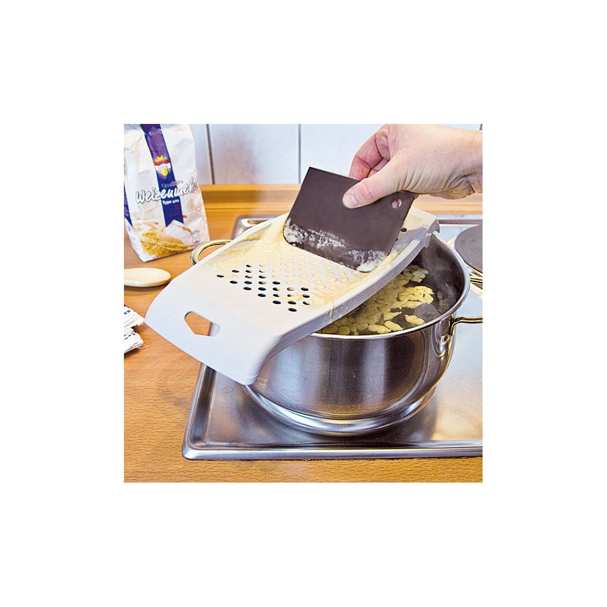 Lot de 2 râpes pour spaetzles maison blanc, FACKELMANN
