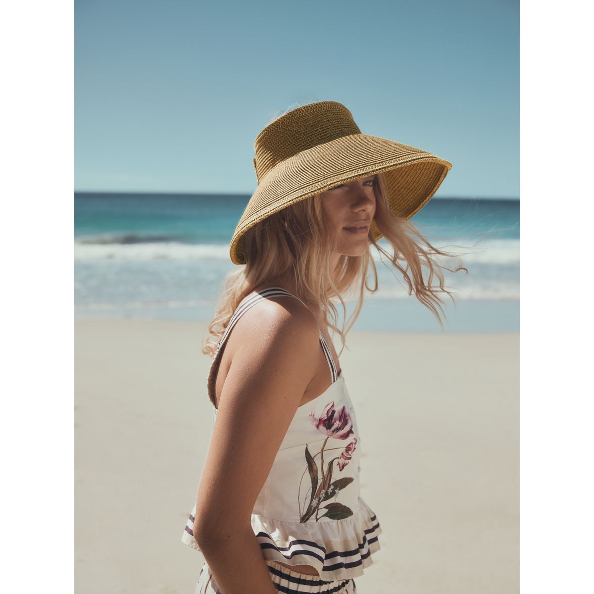 Chapeau pliable à visière et nœud naturel, NEXT