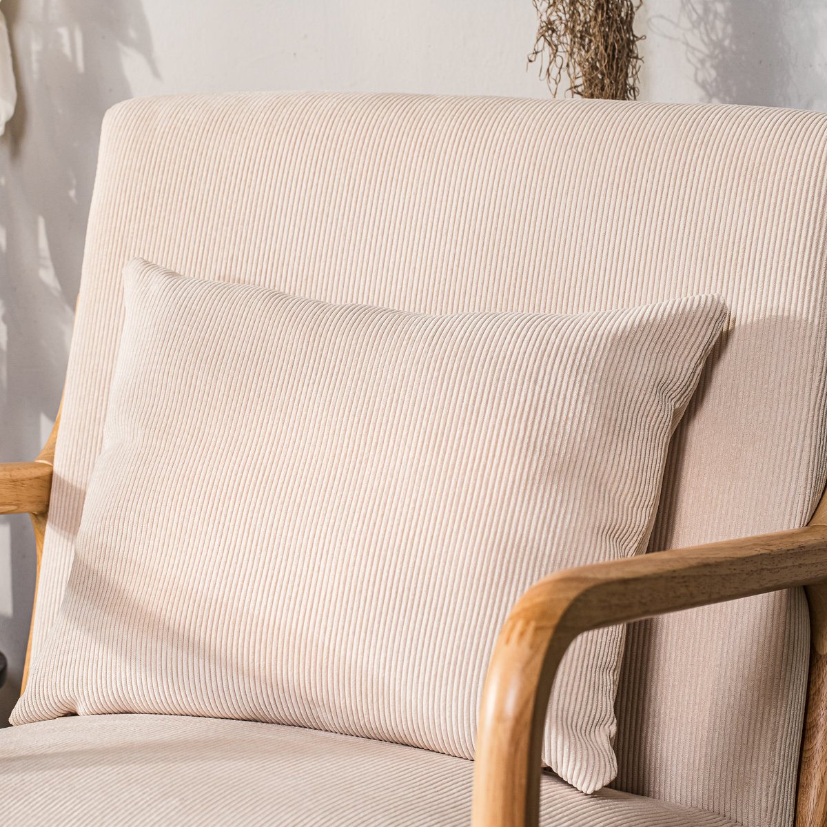 Fauteuil de salon en velours côtelé, OHAMA beige, NORDLYS