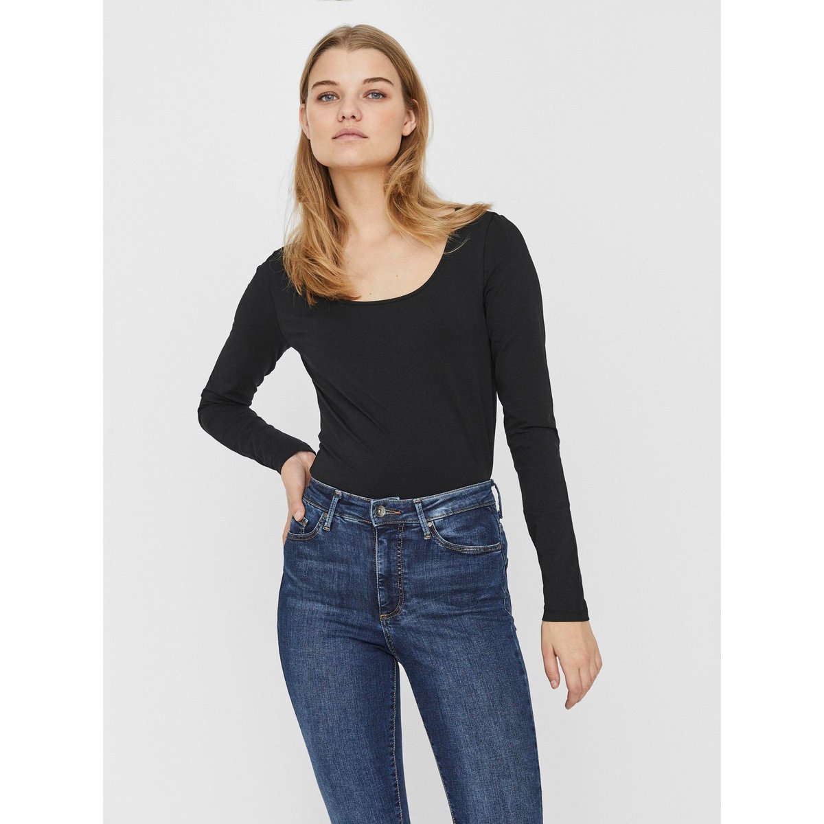 Top black 1, VERO MODA