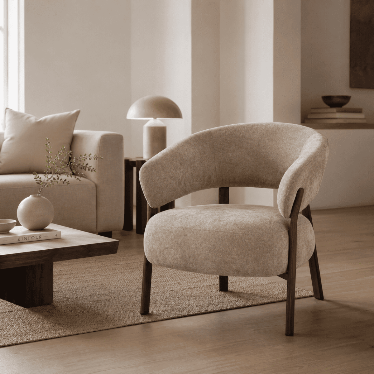 Fauteuil en tissu beige pieds effet noyer LIV beige, CALICOSY