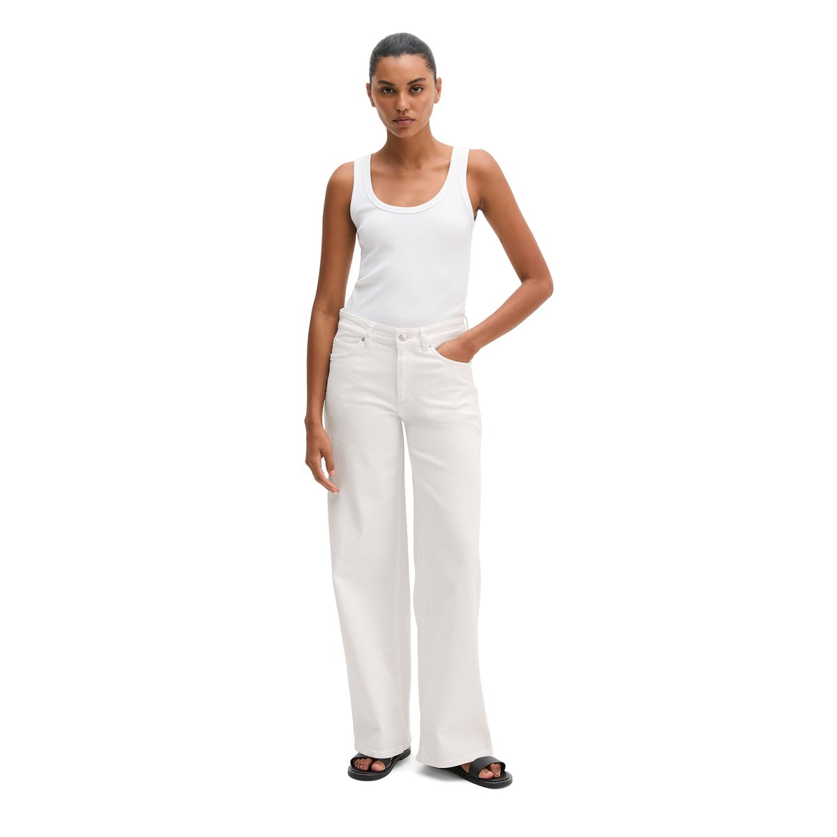 Jeans modèle Astrid large en coton organique blanc, MARC O'POLO