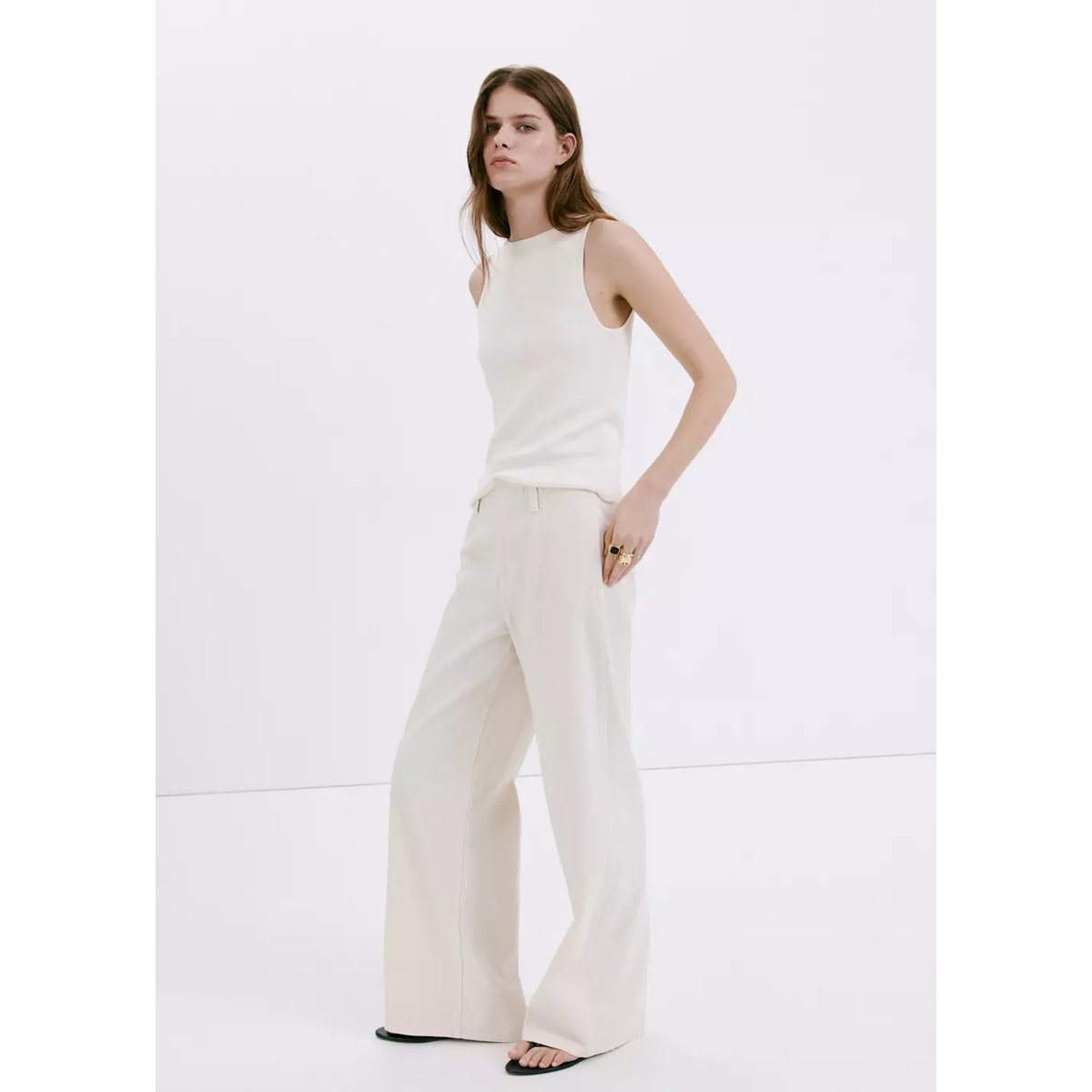 Top en maille fine avec col bateau écru, MANGO