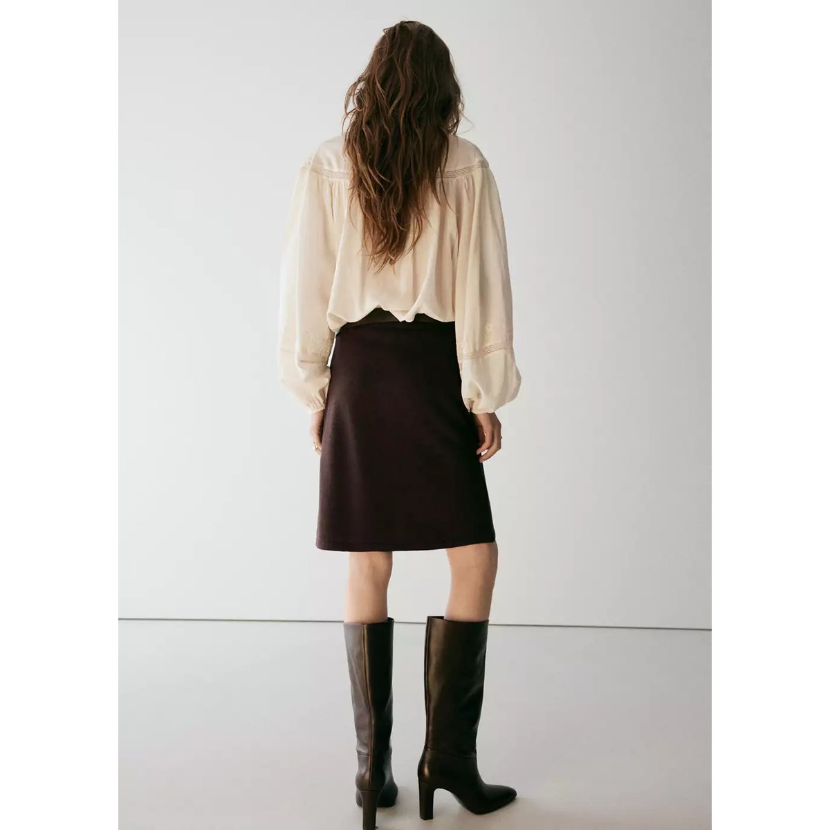 Jupe droite en maille fine marron, MANGO
