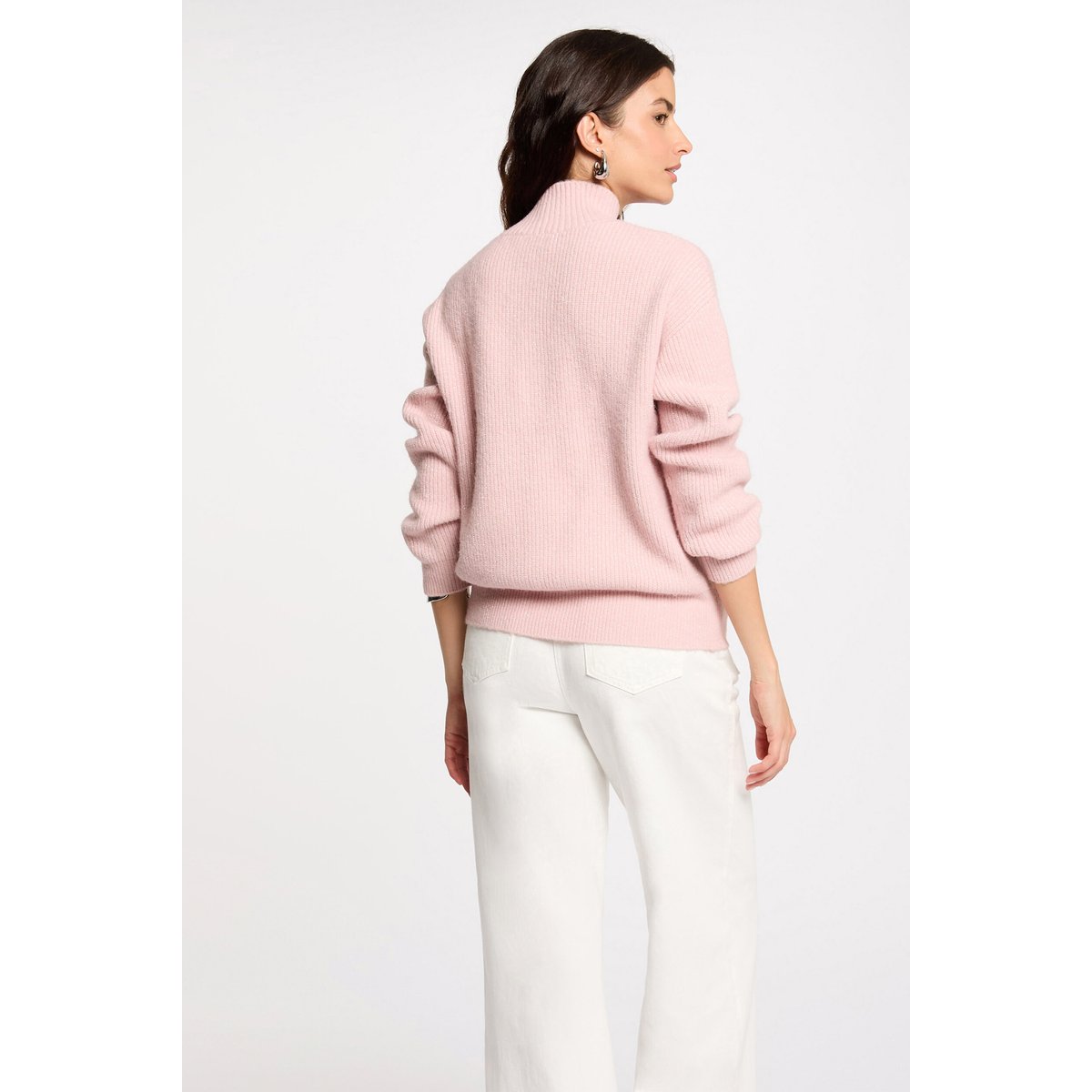 Pull col montant en fine maille rose clair, MORGAN