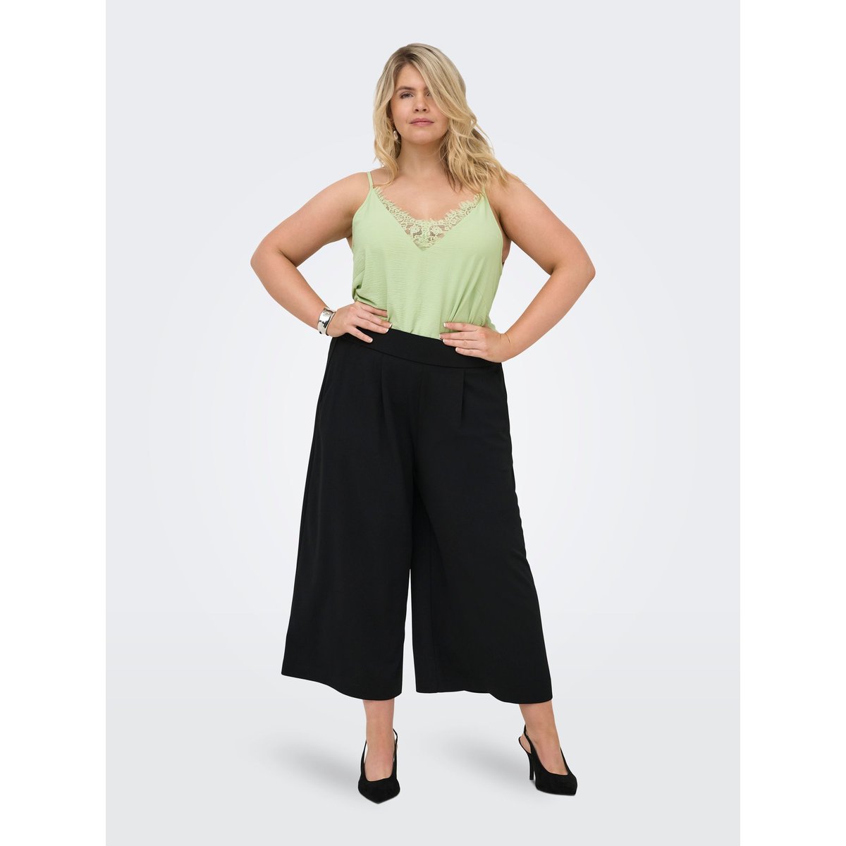 Top laurel green, ONLY CARMAKOMA