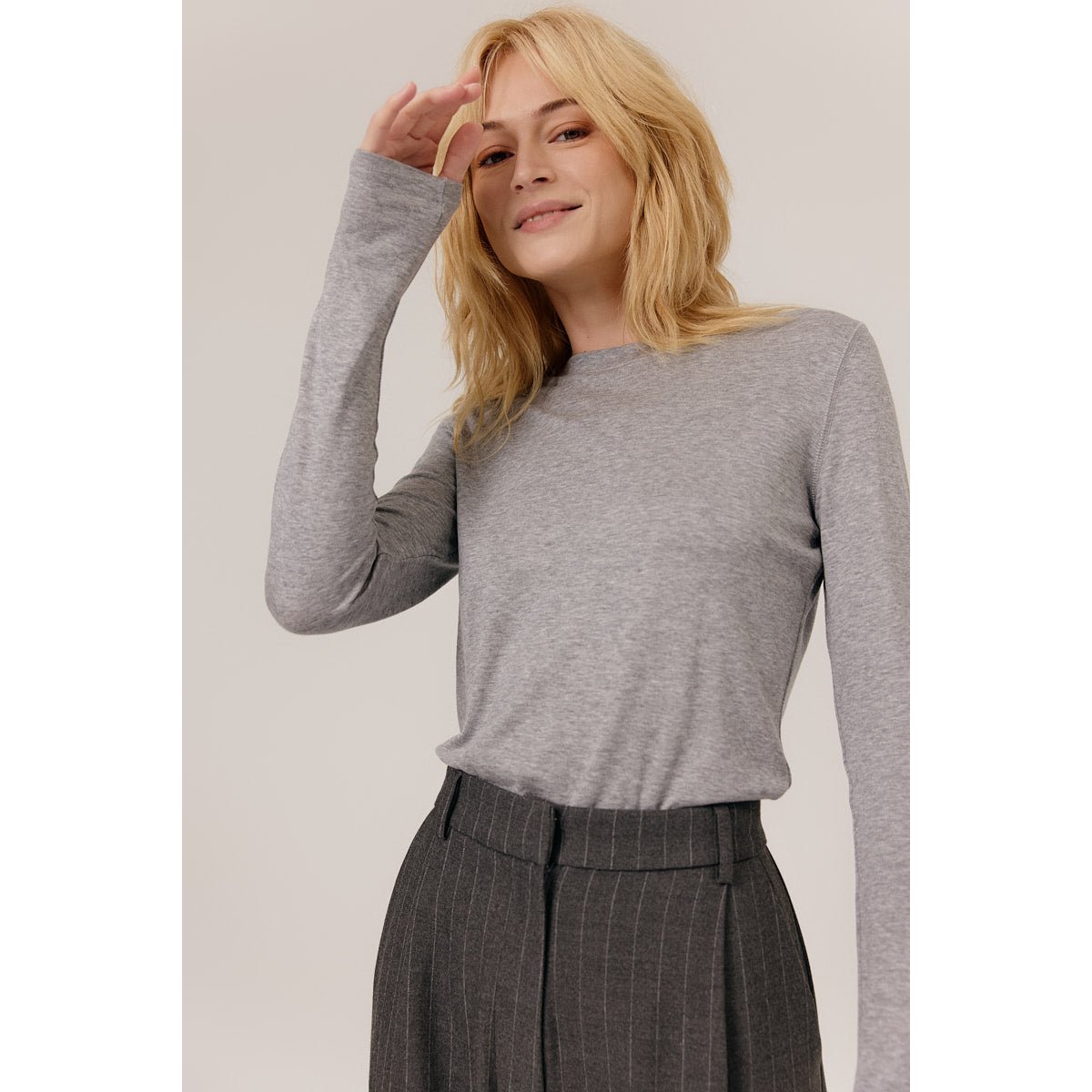 T-shirt à manches longues col rond coupe ajustée ANGIE gray, ARTLOVE