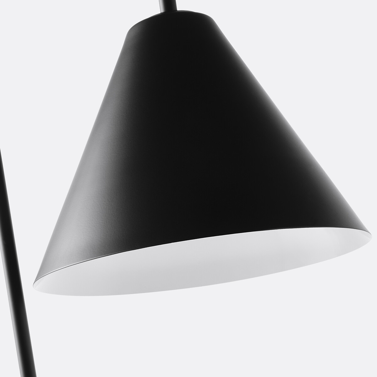 Lampadaire avec tablette métal fer et chêne, Mugli noir, LA REDOUTE INTERIEURS