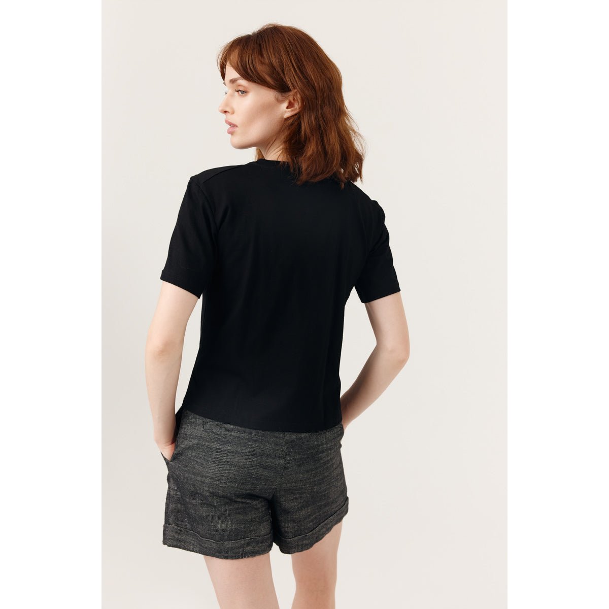 T-shirt col rond coupe droite ajouré CELYSIA black, ARTLOVE
