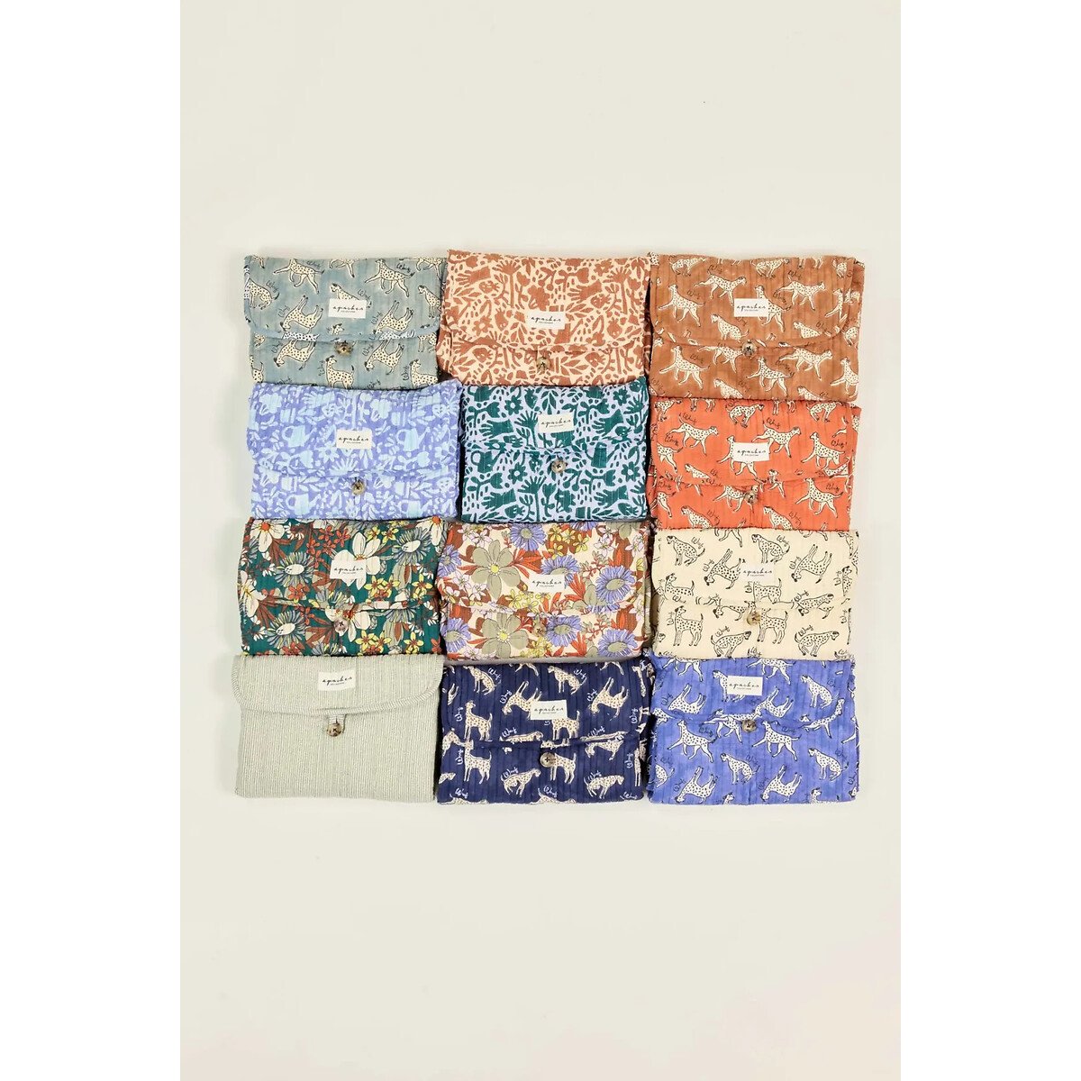 Tapete muda-fraldas Shilpan multicolor, APACHES COLLECTIONS