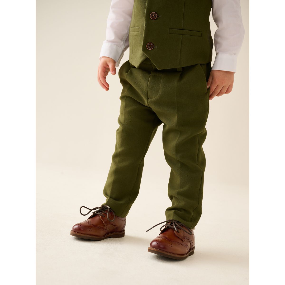 Ensemble gilet, chemise, pantalon et papillon vert olive, NEXT