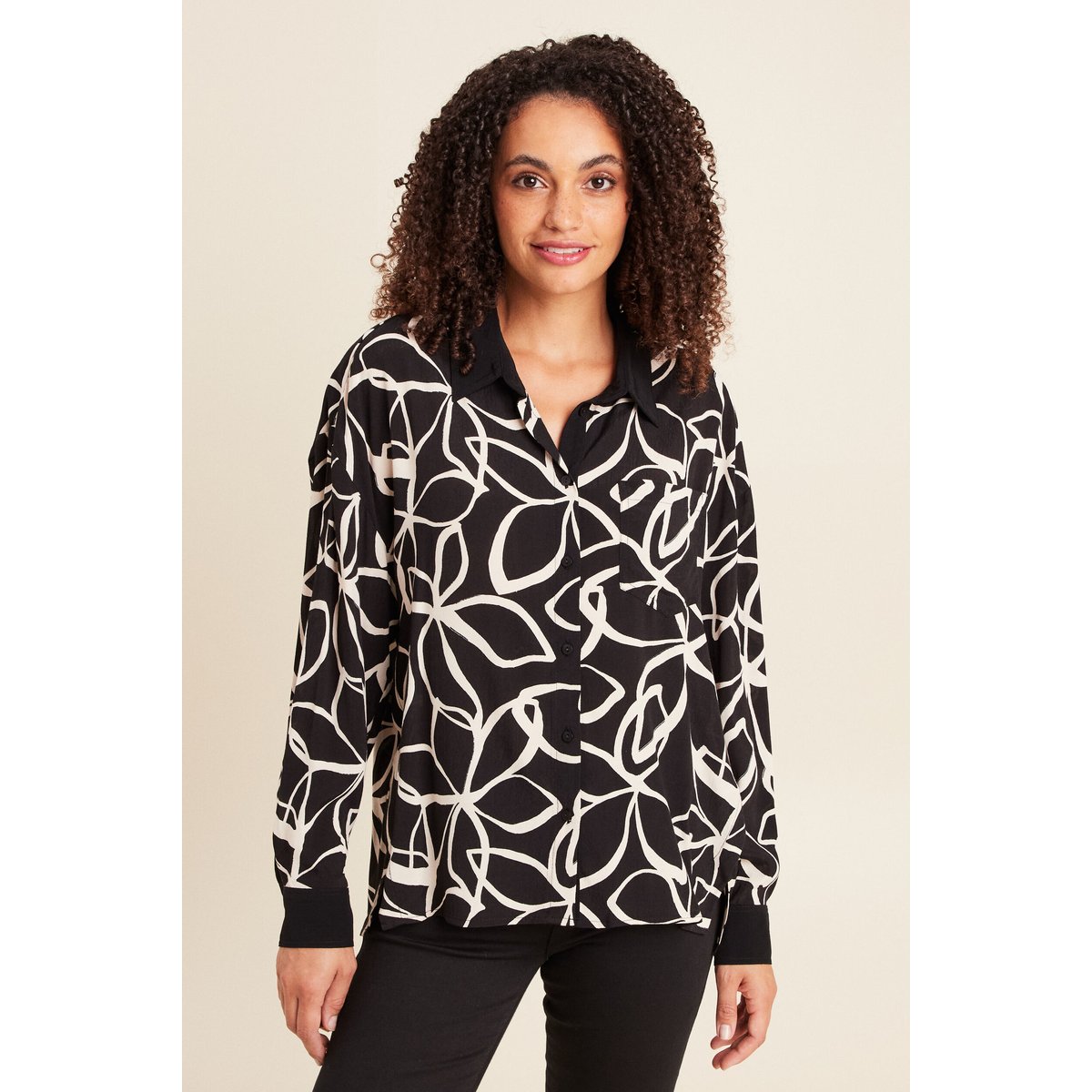 Chemise ample mi-longue manches longues noir, BREAL