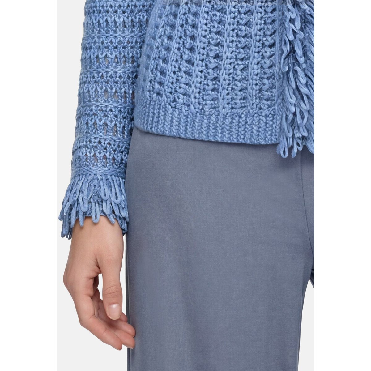 Cardigan en maille casual à franges patch blue/blue, BETTY BARCLAY