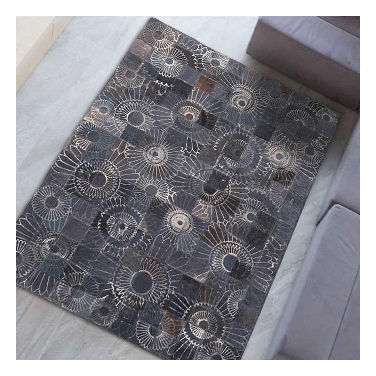 Tapis peau de vache LUBO, kilim fait main marron, UN AMOUR DE TAPIS